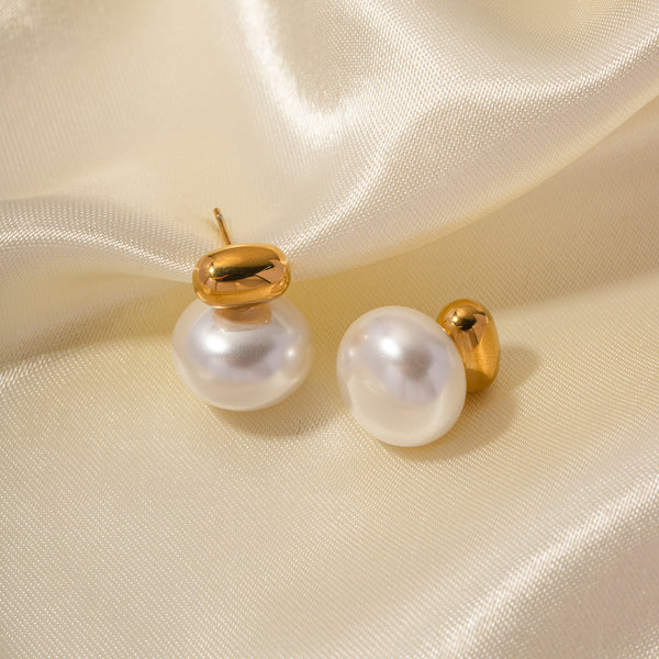 Pearl Ball Classic Stub Earring