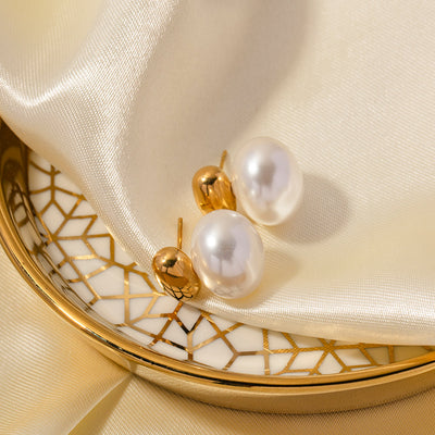 Pearl Ball Classic Stub Earring