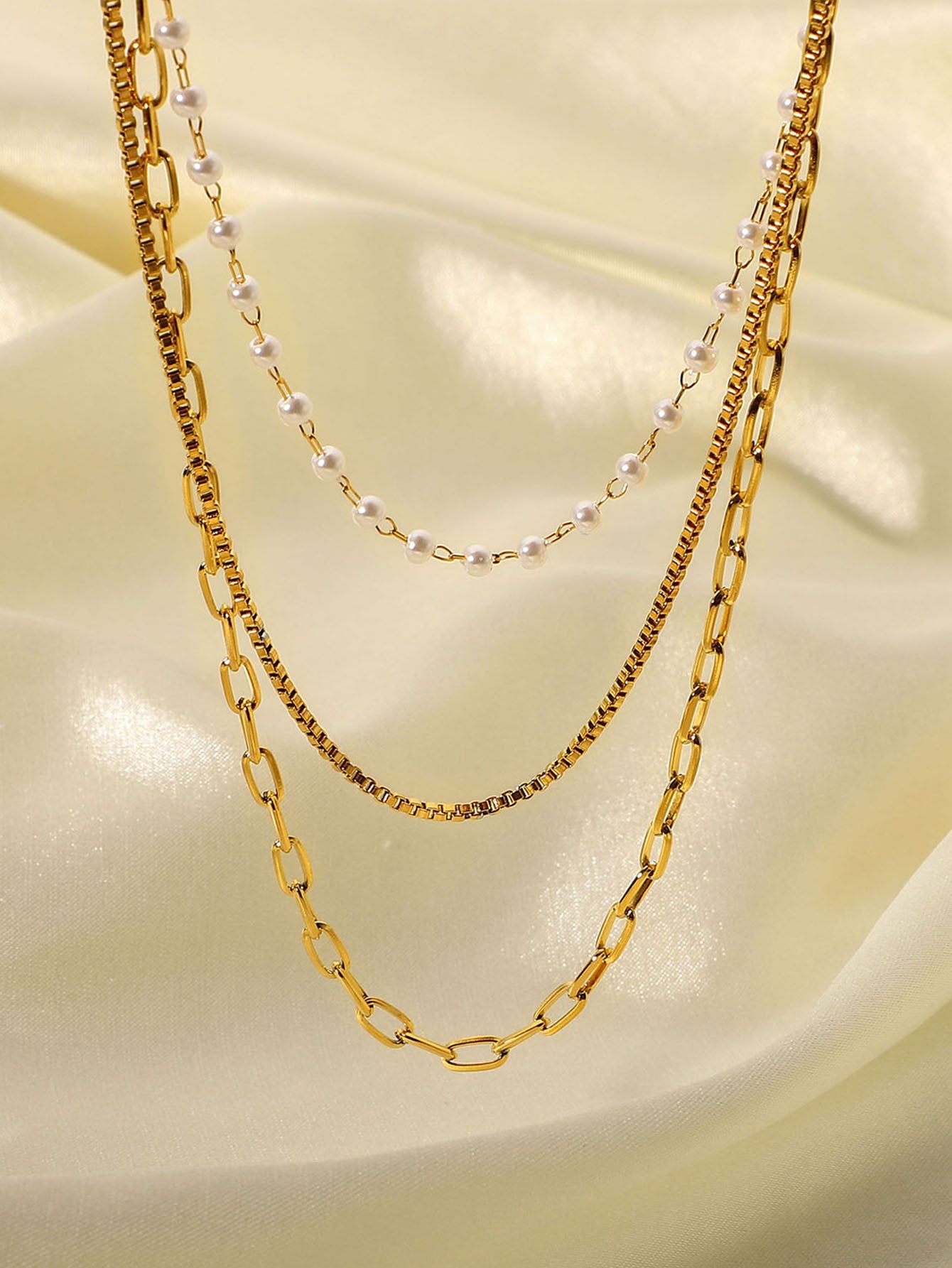 Multi Layer Pearl Beads & Chain Necklace