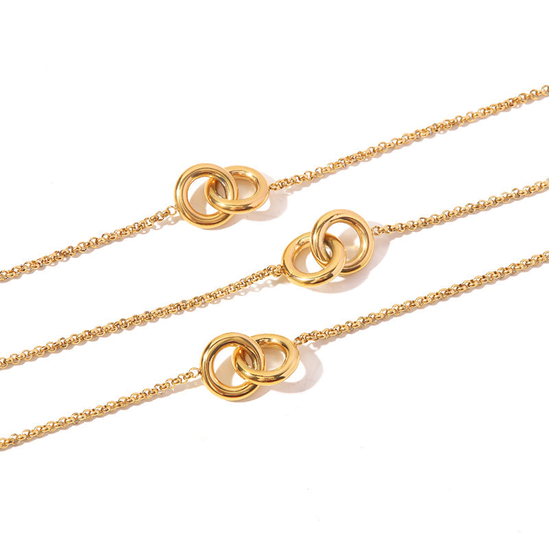 Ringlink Pendant Necklace