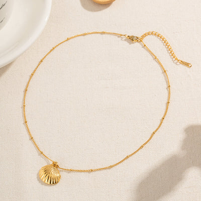 Shell Pendant Necklace