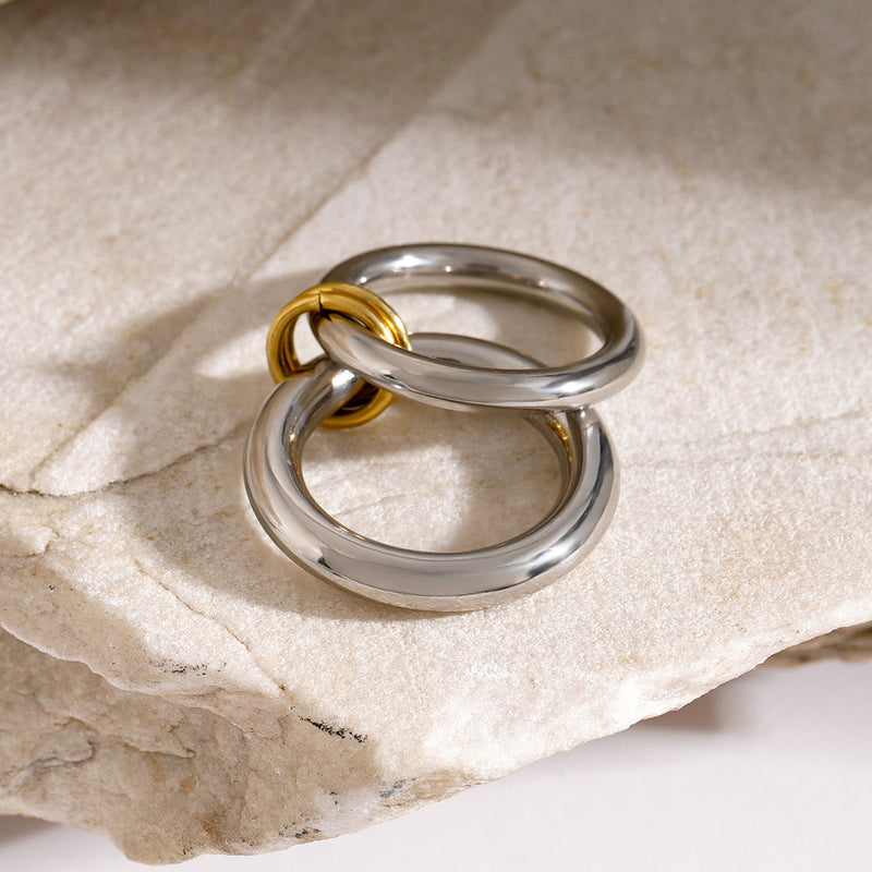 Double Layer Interlocking Ring