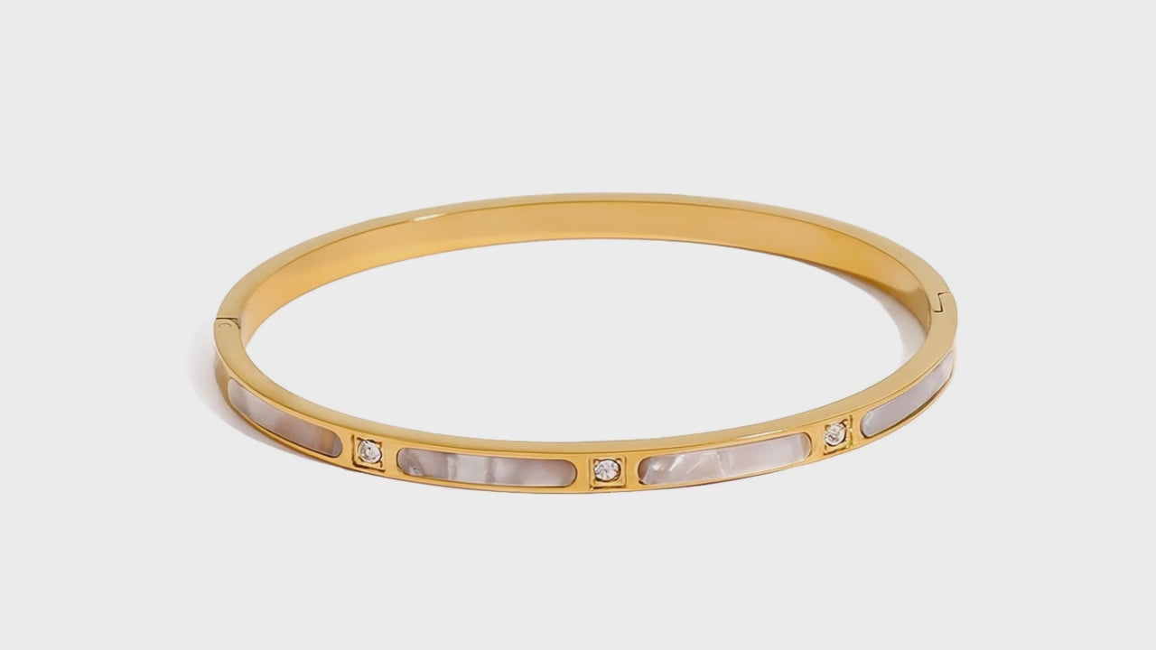 Eterna Buckle Bracelet